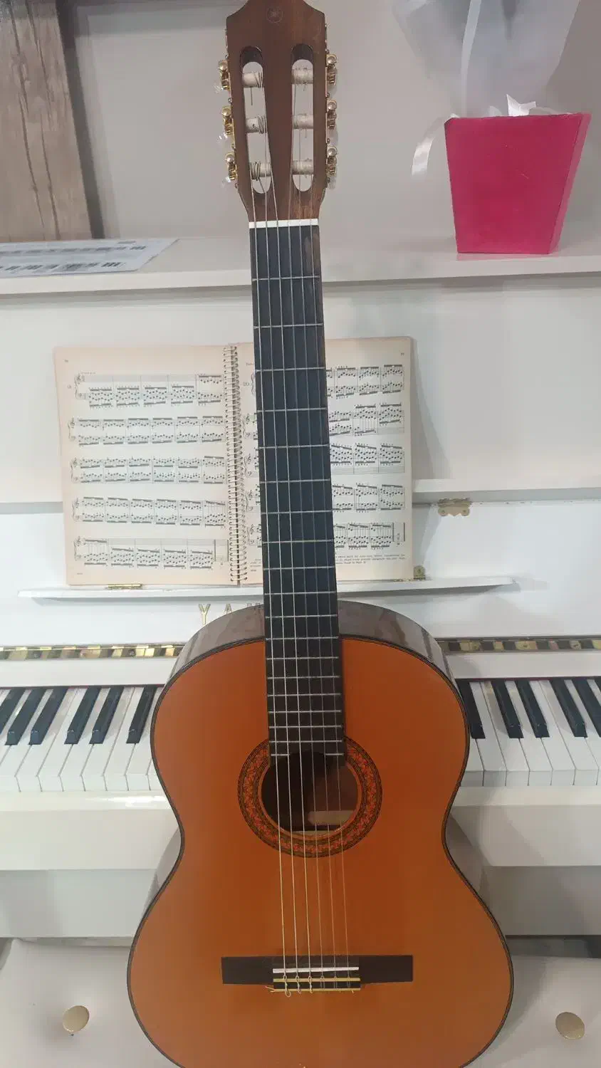 گیتار آریا AK15|گیتار، بیس، امپلیفایر|گرگان, |دیوار