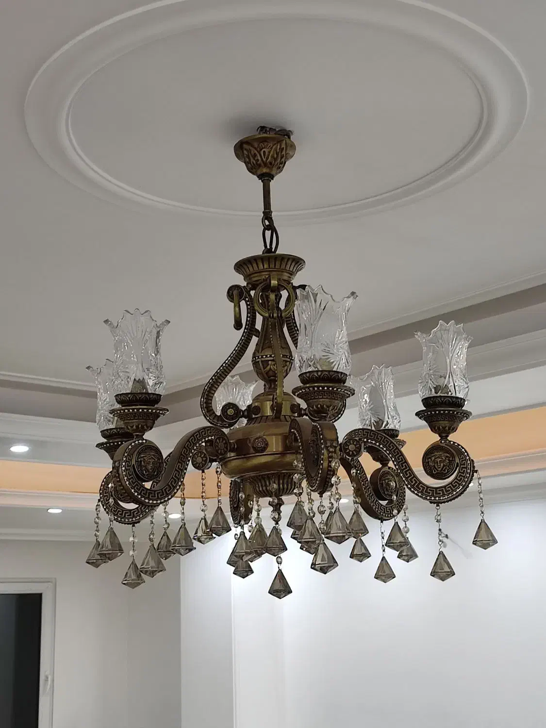 لوستر برنز|لوستر و چراغ آویز|قم, انسجام|دیوار