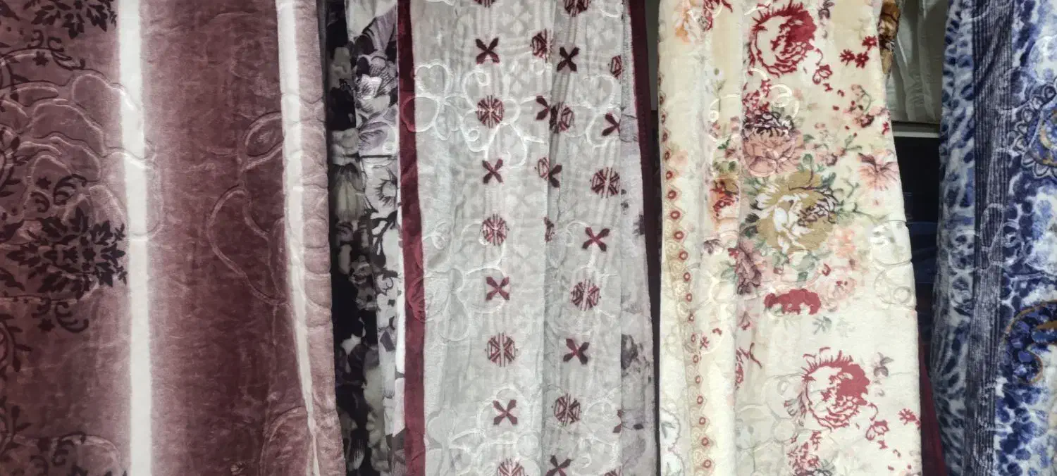 ،پتو یکنفره و دونفره  خونگی،پتو مسافرتیذ|رختخواب، بالش، پتو|شیروان (خراسان), |دیوار