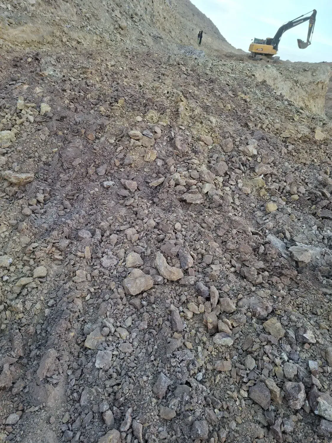 نیاز به کمپرسی تریلی یا ده چرخ|استخدام حمل و نقل|آباده, |دیوار