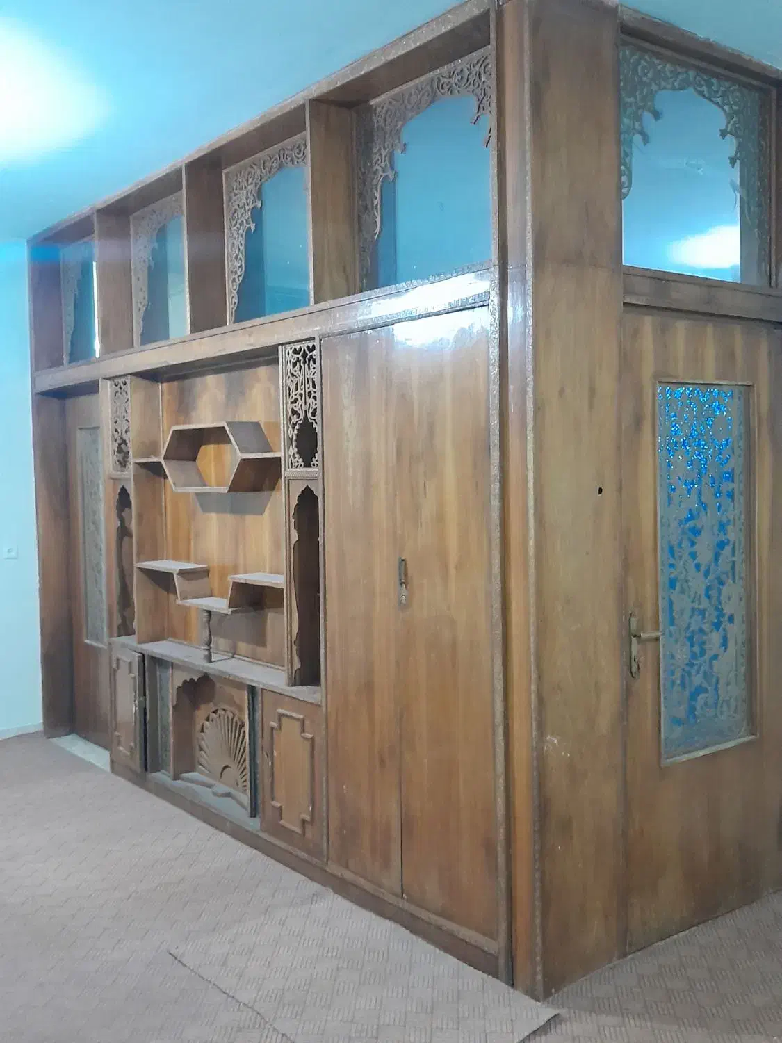 دکور ودرب چوبی قدیمی عتیقه|صنایع دستی و سایر لوازم تزئینی|اصفهان, شهید رجایی|دیوار