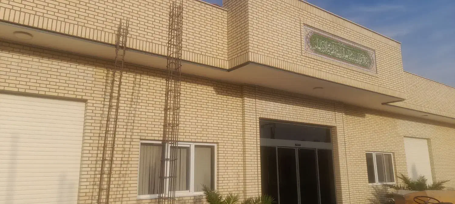 صفر تا صد بنا و بنایی ساخت کارگاه و شرکت بتن ریزی|خدمات پیشه و مهارت|سمنان, |دیوار