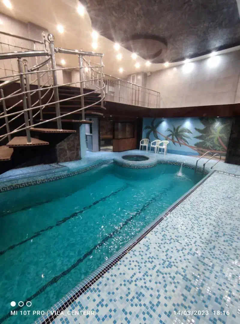 ویلای استخر سرپوشیده آبگرم ساحلی در باغ بهادران|اجارهٔ کوتاه‌مدت ویلا و باغ|باغ بهادران, |دیوار