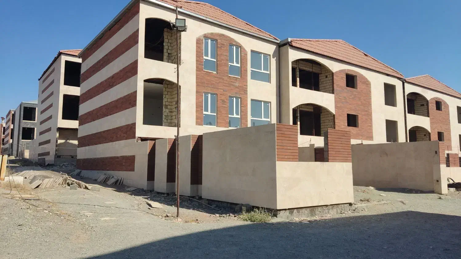 سرمایه گذاری در ملک پرند انبوه سازان|مشارکت در ساخت املاک|پرند, فاز ۵|دیوار