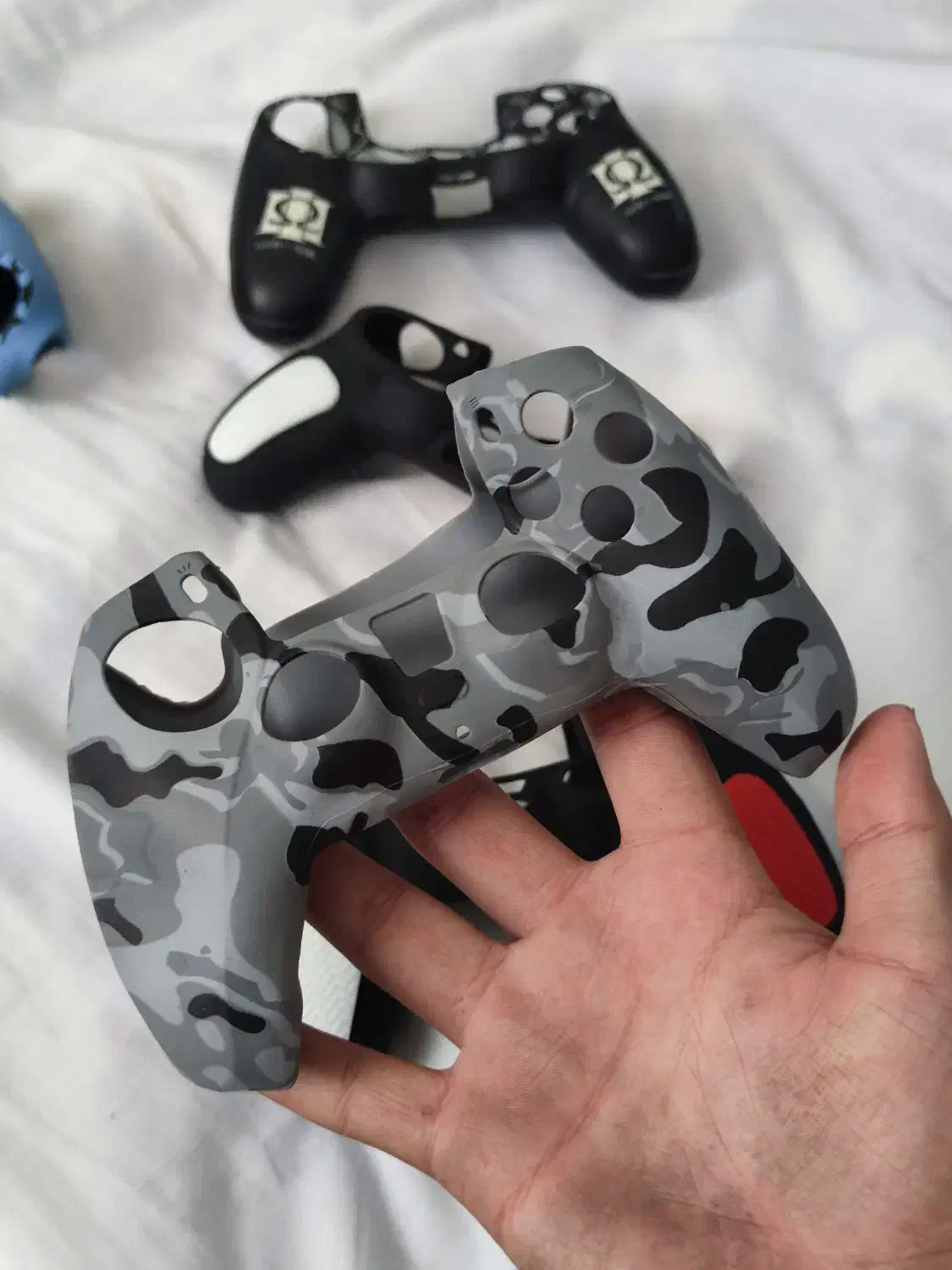 کاور دسته پلی ۴و۵ ps و کاور شک|کنسول، بازی ویدئویی و آنلاین|کرمانشاه, |دیوار