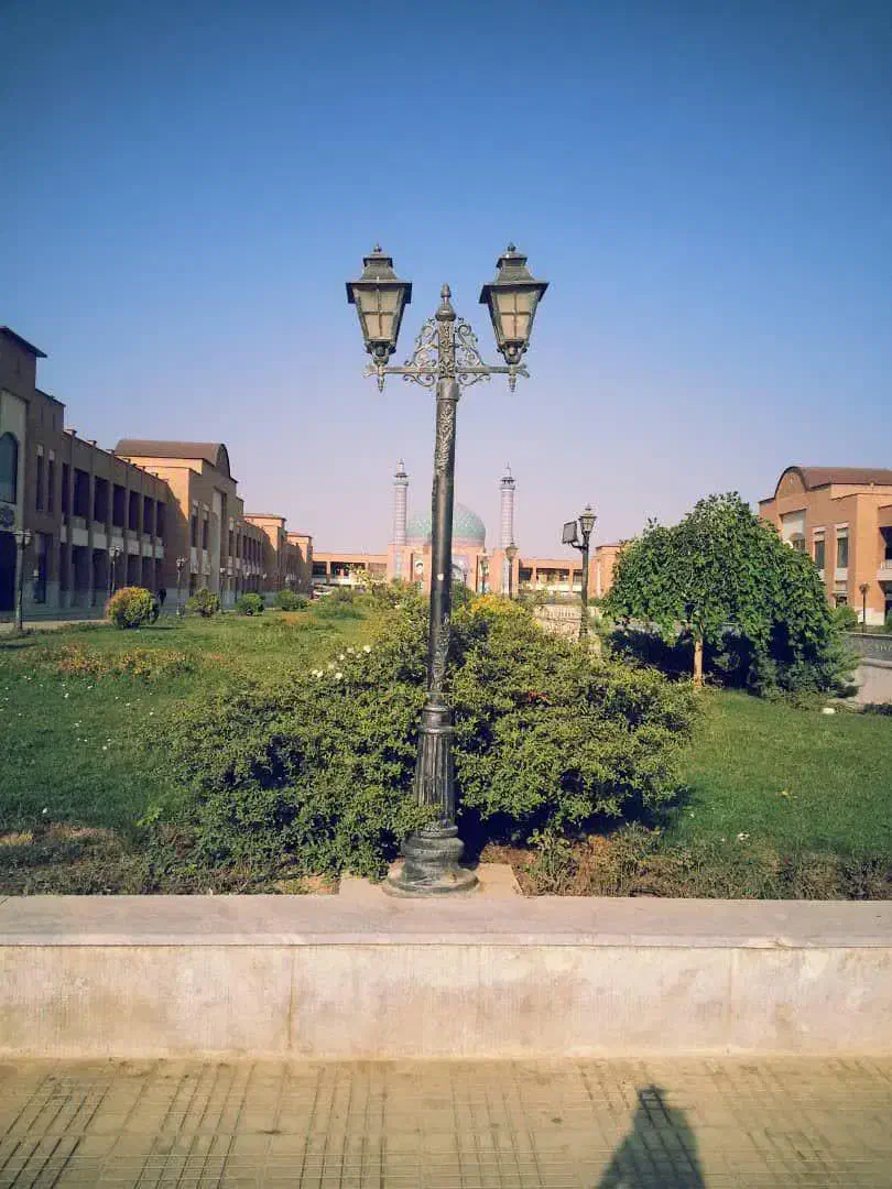 پایه چراغ و برج نوری و المان چراغی شهری|لامپ و چراغ|تهران, صادقیه|دیوار