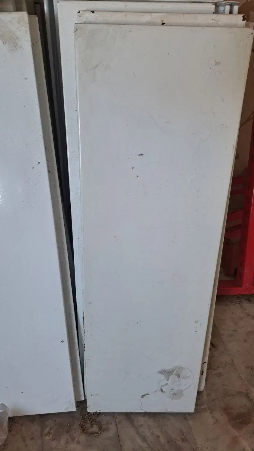 قفسه اهنی درحد نو|کتابخانه، شلف، قفسههای دیواری|بهنمیر, |دیوار