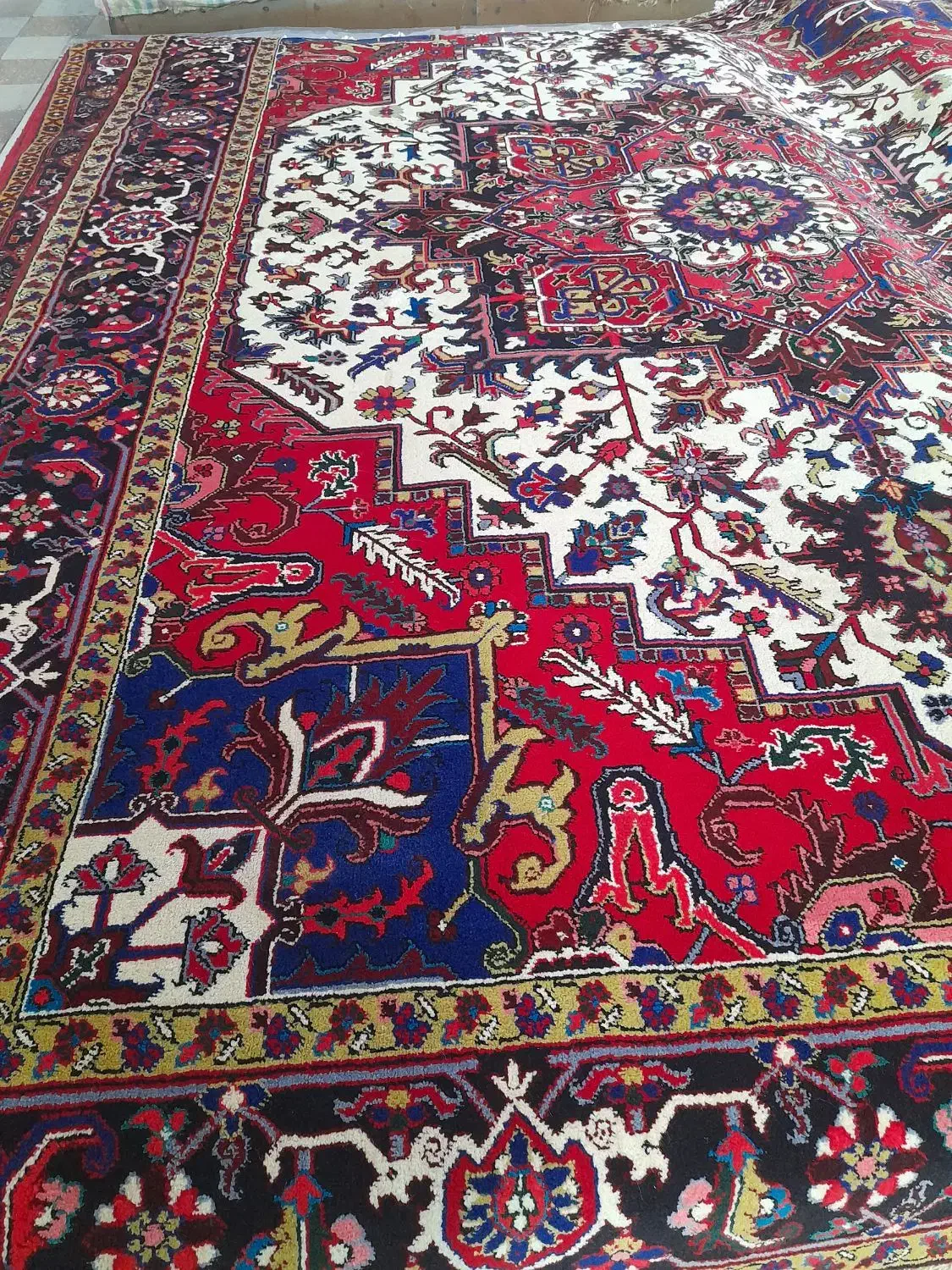 یک تک۱۲متری کرمی نقشه هریس|فرش|ورزقان, |دیوار