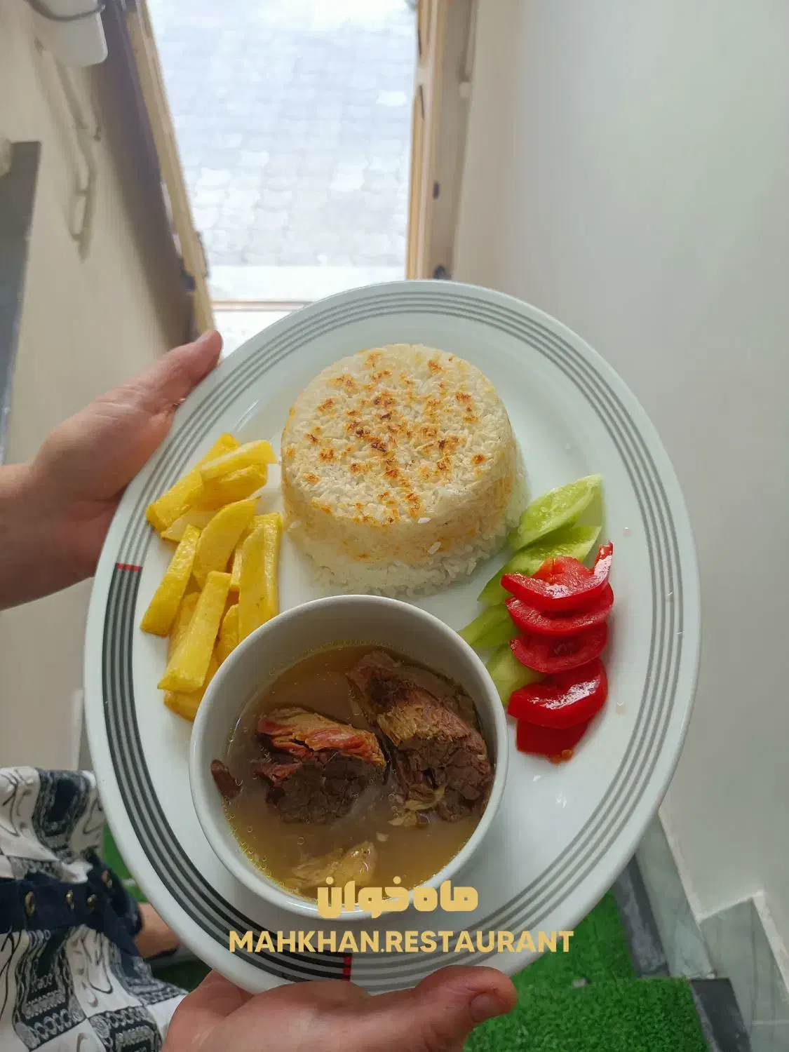 تهیه غذا و پذیرش سفارشها|خدمات پذیرایی، مراسم|رشت, دیلمان|دیوار