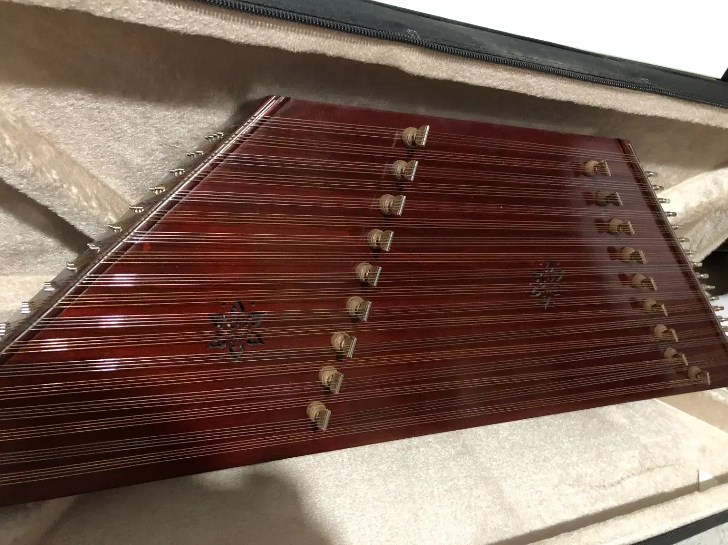 سنتور|سازهای سنتی|اندیشه, اندیشه فاز ۱|دیوار