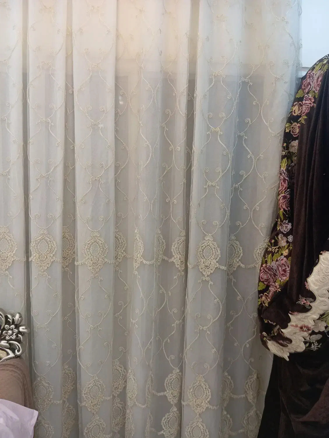 پرده سالم به شرط با چوب پرده کتیبه|پرده، رانر، رومیزی|محمدشهر, شهرک پیام (مهرالبرز)|دیوار