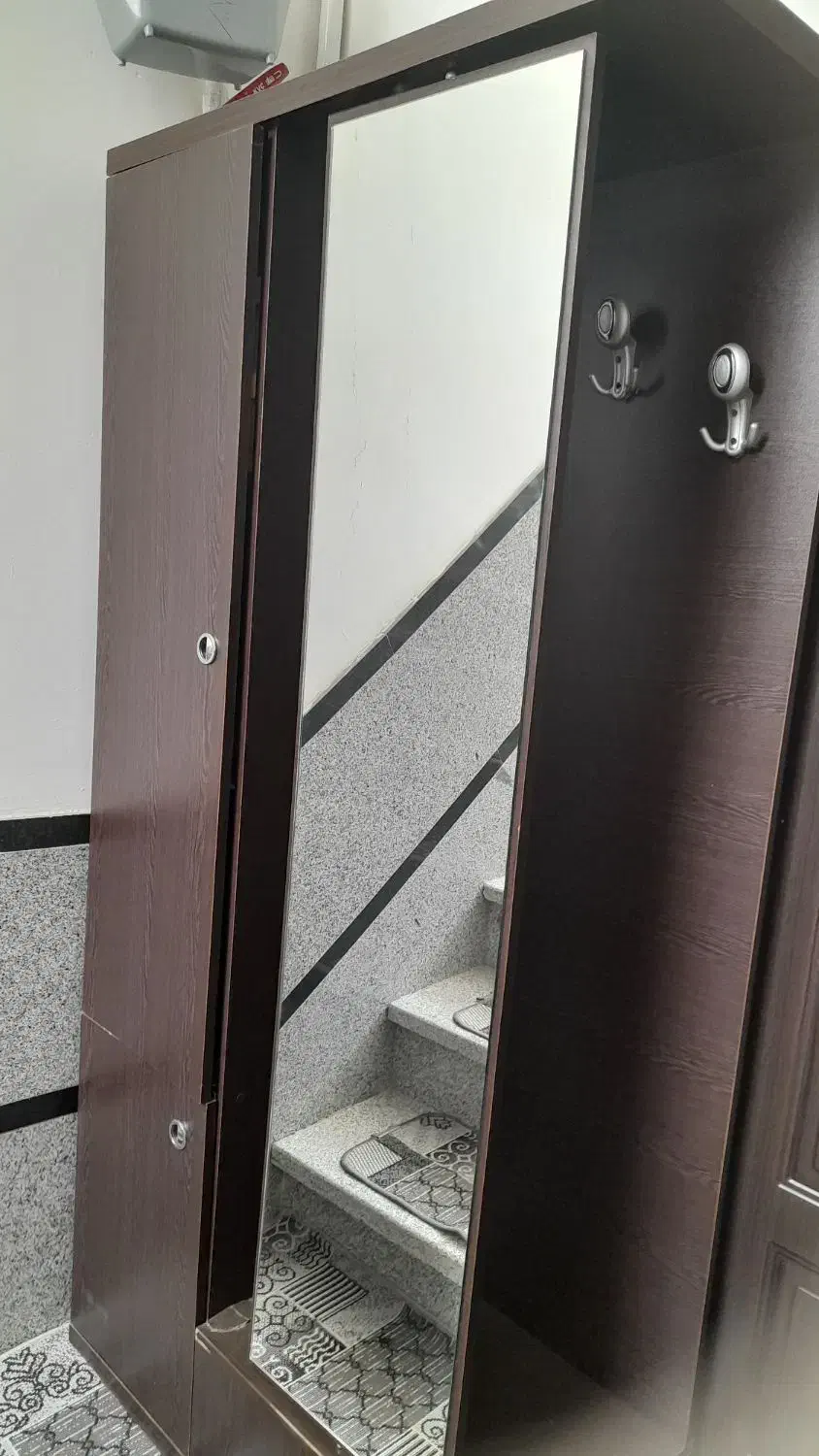 جاکفشی|جاکفشی، کمد، دراور|همدان, |دیوار