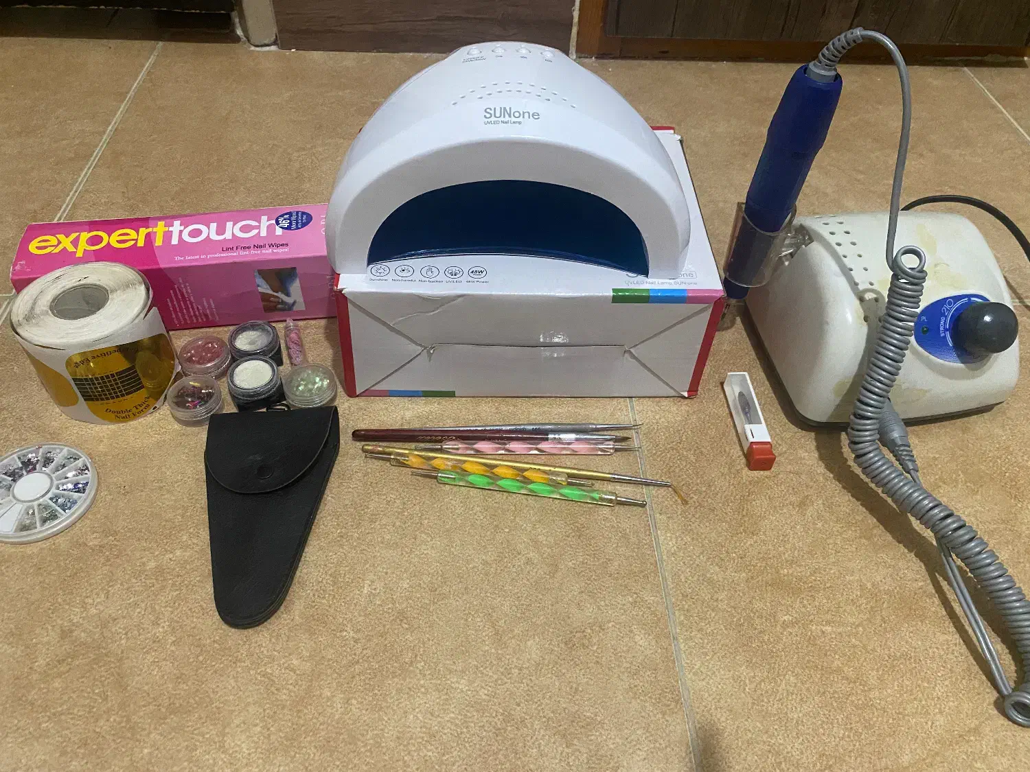 وسایل کاشت ناخن سوهان برقی استرانگ ۲۱۰ اصل کره|آرایشی، بهداشتی، درمانی|رشت, رودباری|دیوار