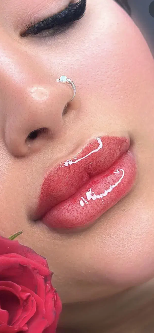 شیدینگ لب با جدیدترین متد|خدمات آرایشگری و زیبایی|ساری, |دیوار