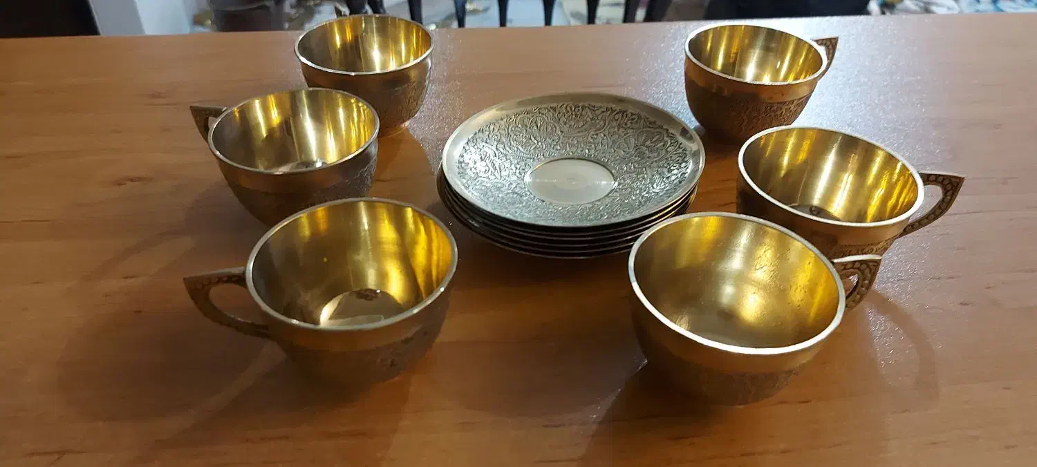 ست فنجان برنجی|کلکسیون اشیاء عتیقه|تهران, صادقیه|دیوار