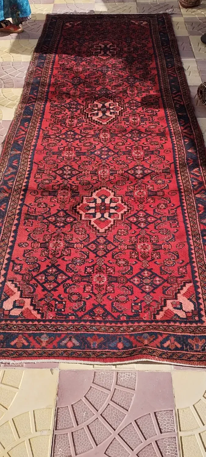 فرش دستباف قدیمی|فرش|درگزین, |دیوار