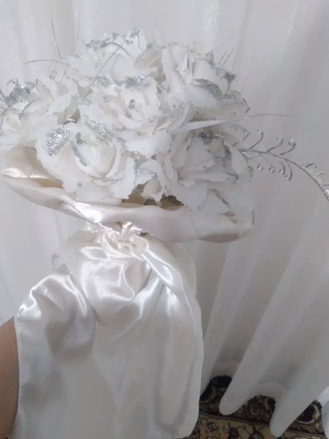 گل عروس|گل مصنوعی|ساوه, |دیوار