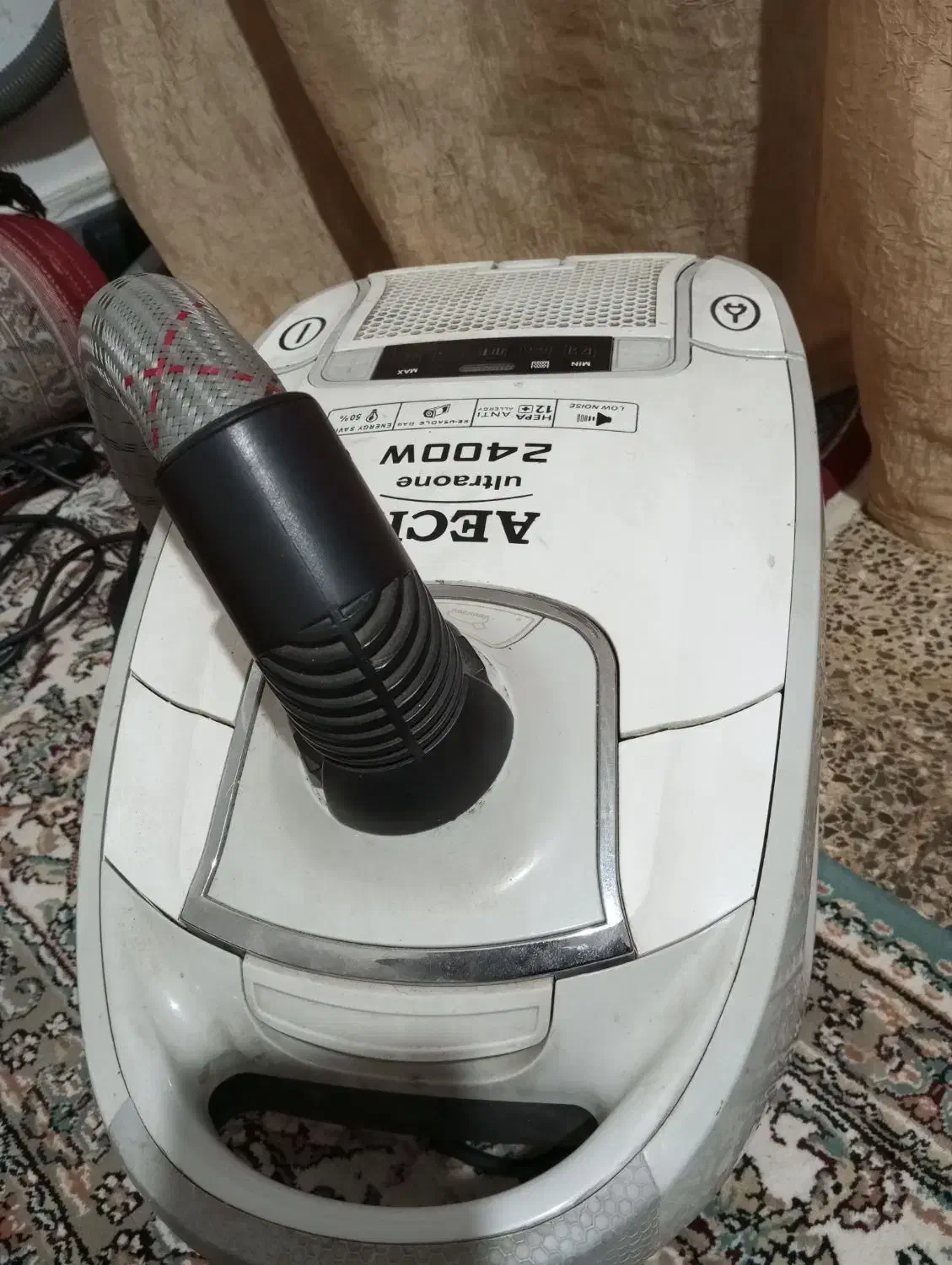 یک عدد جارو برقی خوب|جاروبرقی، جارو شارژی، بخارشو|زاغه, |دیوار