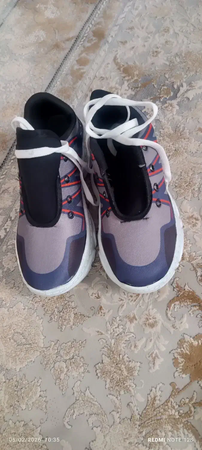 کفش بچگانه سایز ۳۷|کفش و لباس بچه|شیراز, کوشک میدان|دیوار