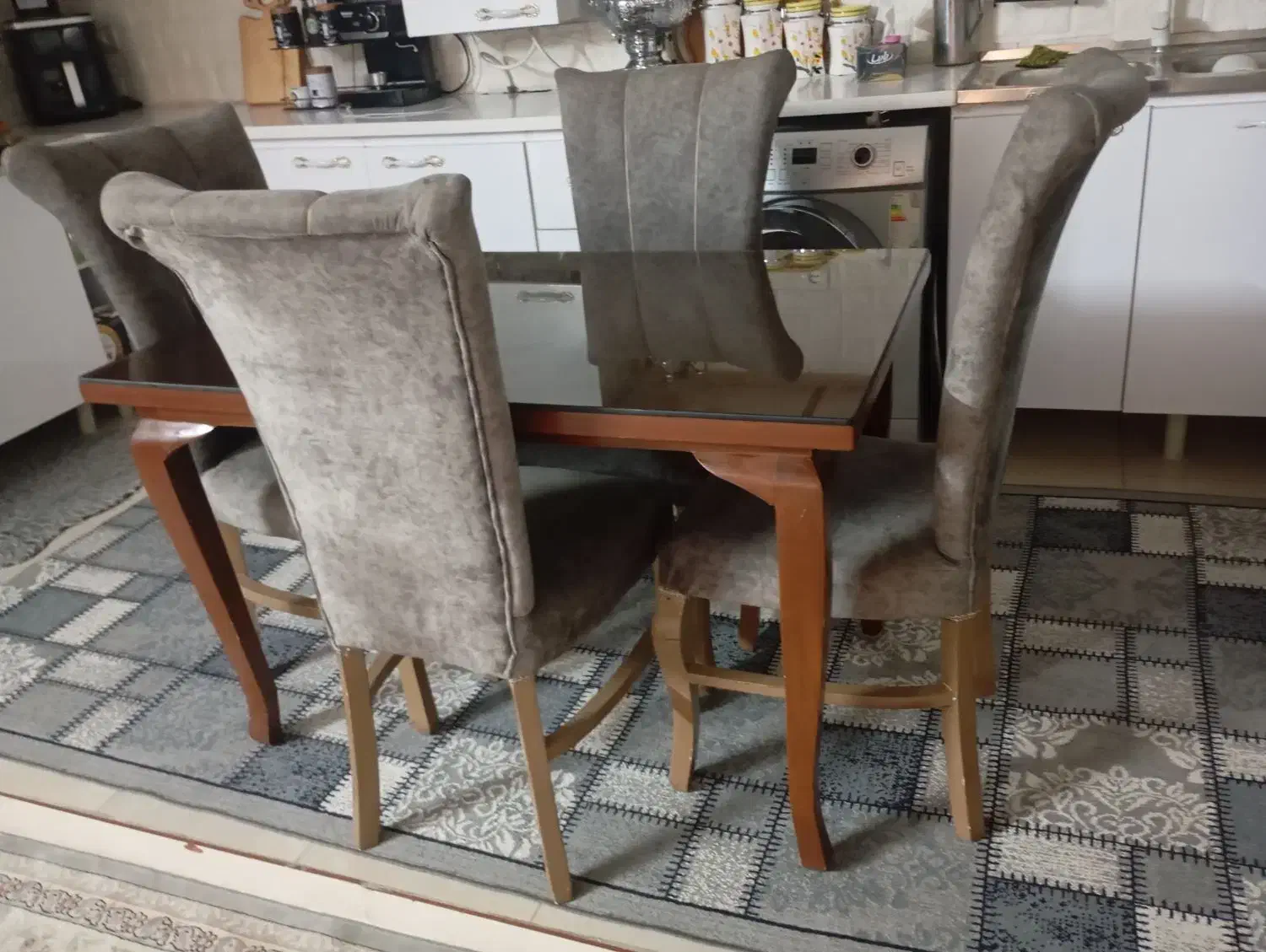 میز غذا خوری،۴نفره کاملا سالم|میز و صندلی غذاخوری|قرچک, باقرآباد|دیوار