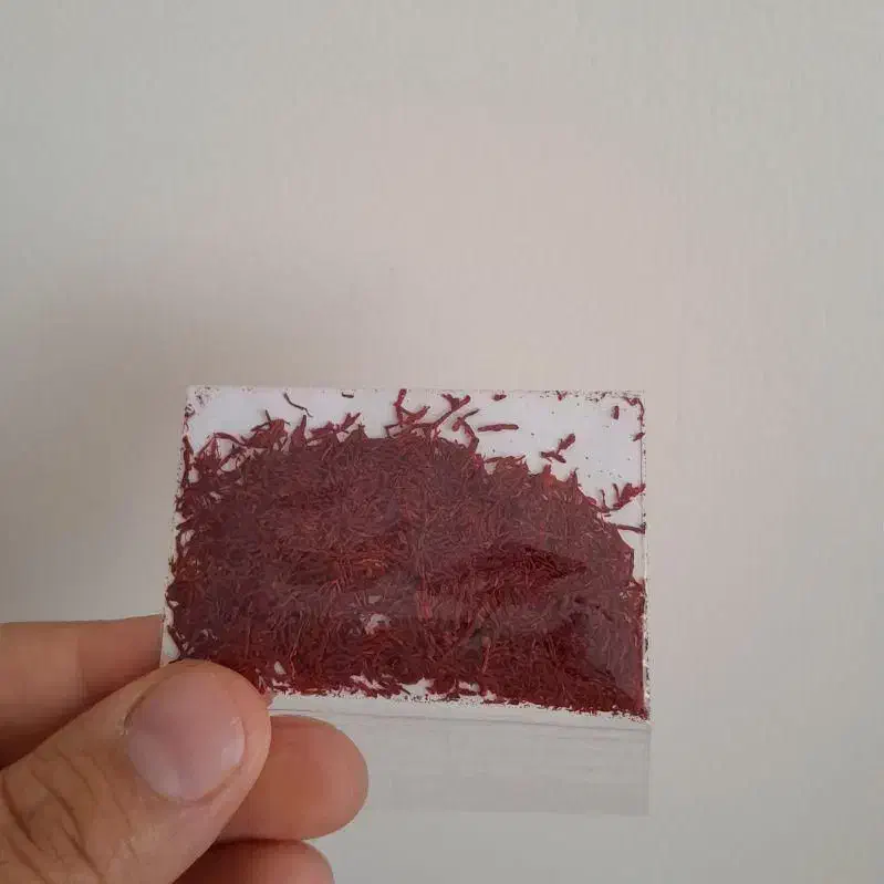 زعفران شکسته یک گرم وپودر ۱۴۰ گرم باعطروطعم عالی|خوردنی و آشامیدنی|مراغه, |دیوار