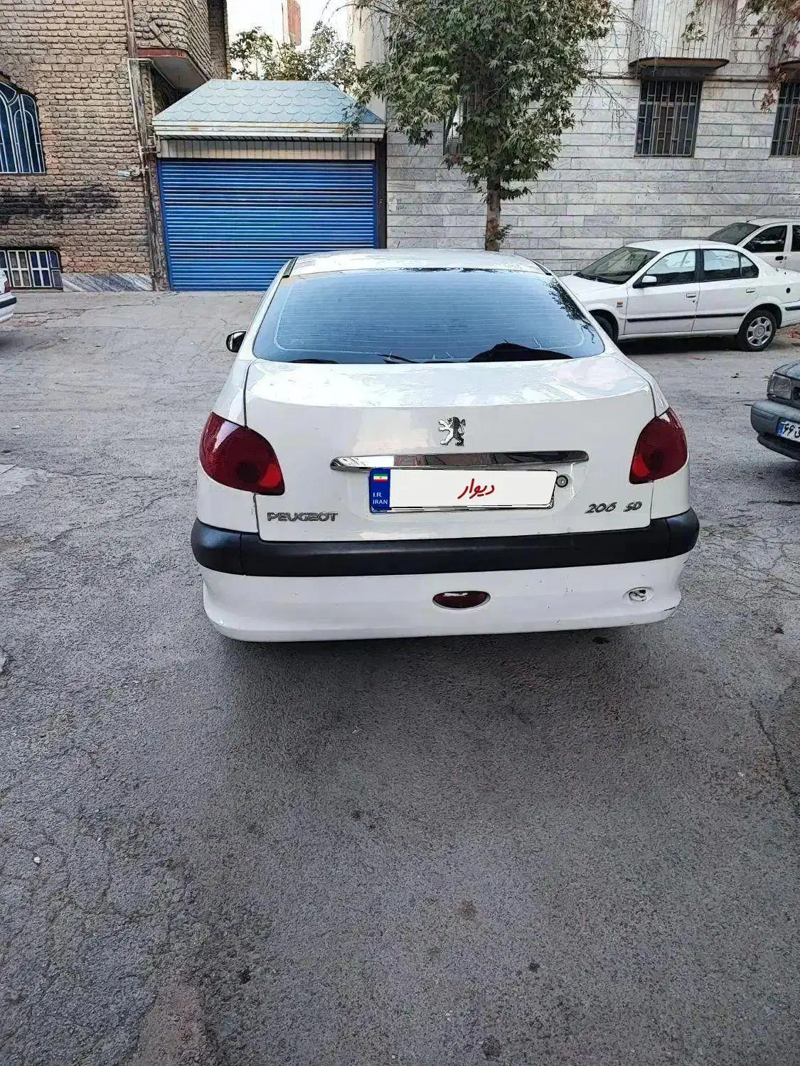 206 صندوق دار اتومات تیوفایو|خودرو سواری و وانت|خرم‌آباد, |دیوار