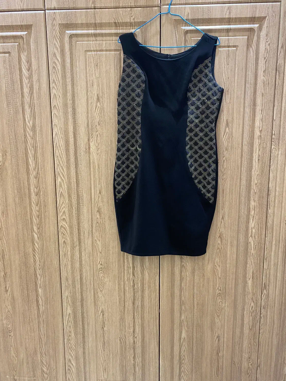 شومیز پیراهن|لباس|رشت, پل تالشان|دیوار