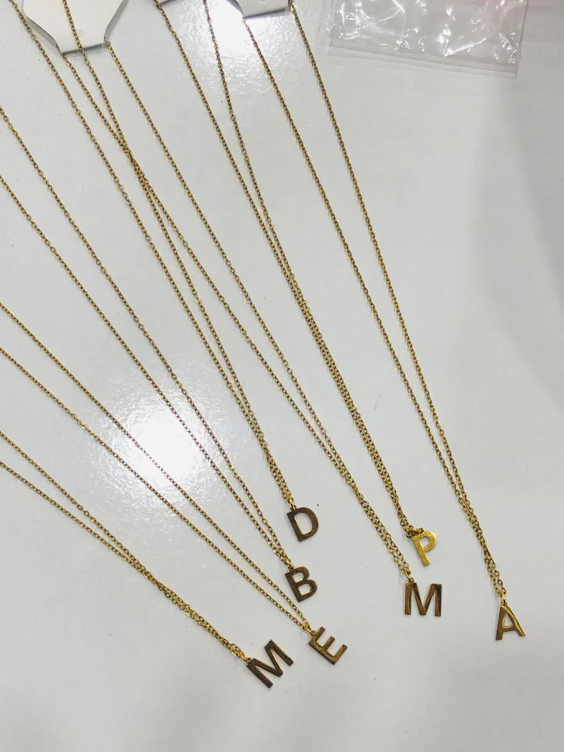 آویز گردنی حروف|بدلیجات|بندر انزلی, سپه|دیوار