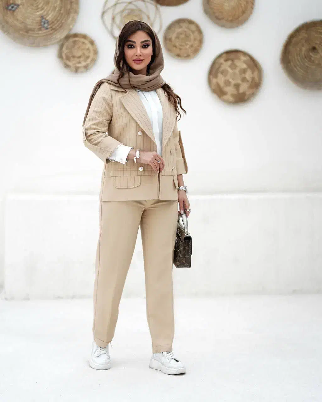 فروش لباس های نوی زنانه،موجودی آنلاین شاپ|لباس|قم, باسکول|دیوار