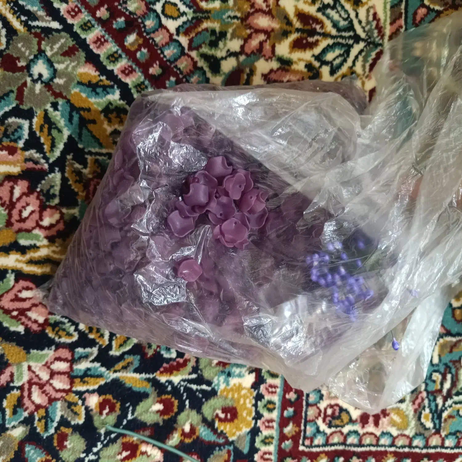 گلبرگ گل کریستالی|گل مصنوعی|مشهد, شهید احمدی روشن|دیوار