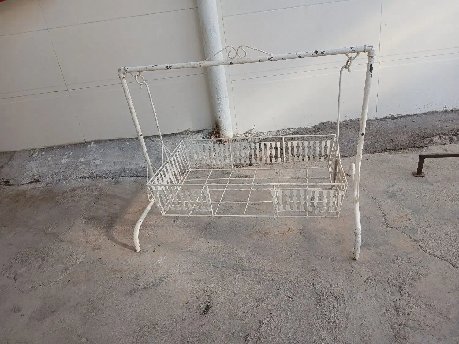 گهواره سالم سالم|تخت و صندلی بچه|شوشتر, |دیوار