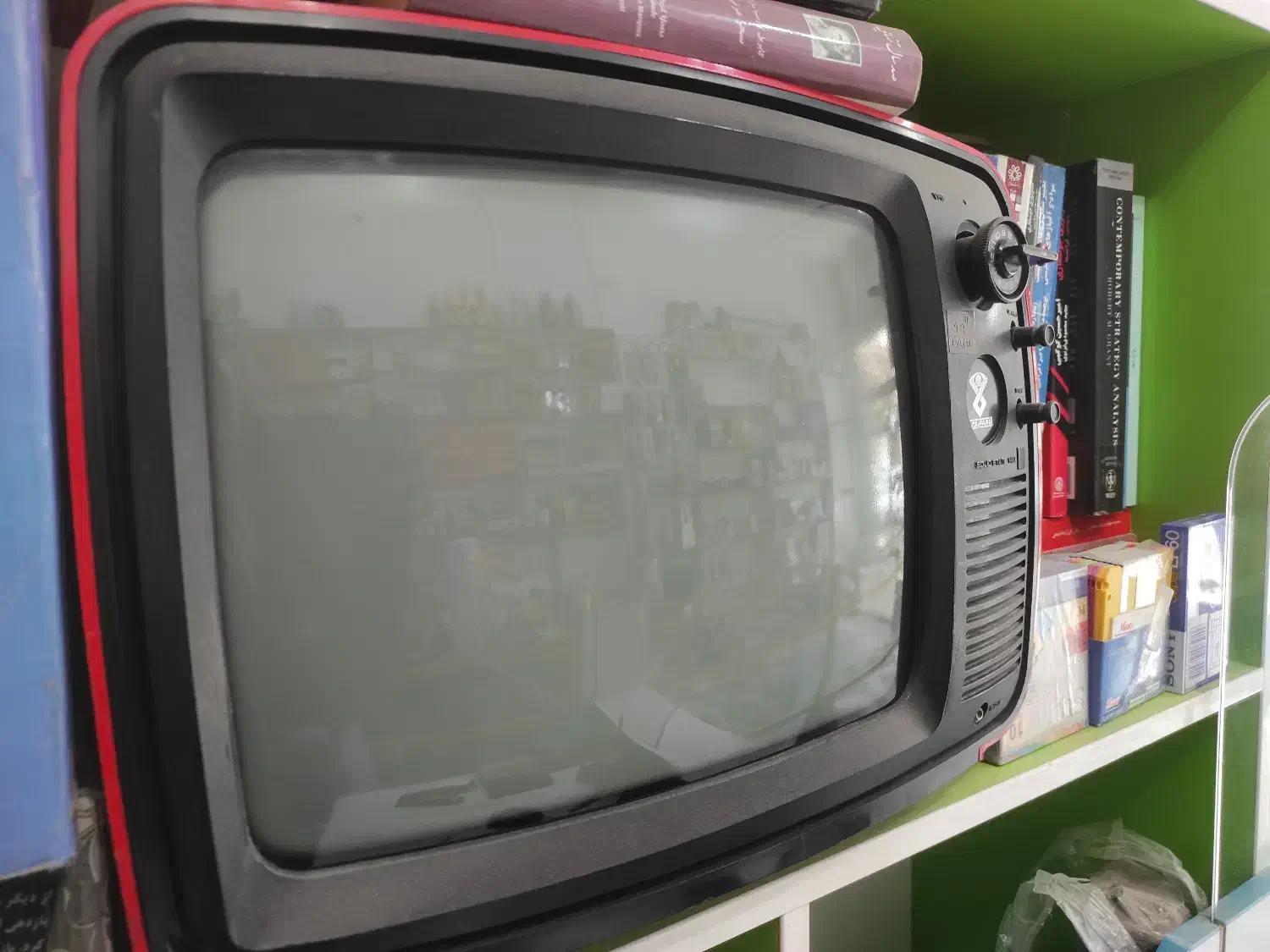 وسایل قدیمی|کلکسیون اشیاء عتیقه|کبودرآهنگ, |دیوار