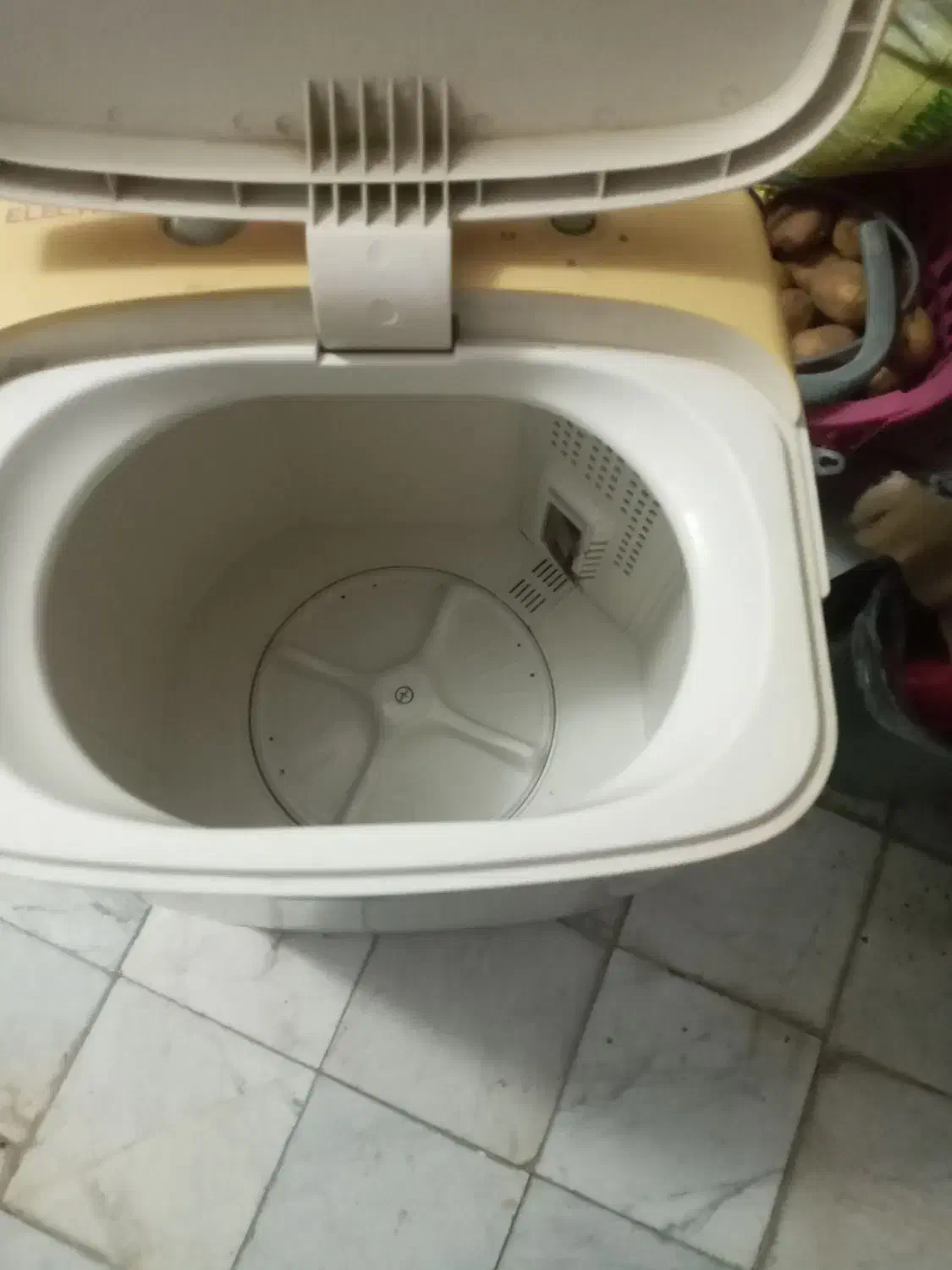 لباسشویی کوچک ۵ کیلویی ه فروش میرسد|ماشین لباسشویی و خشککن لباس|زنجان, |دیوار