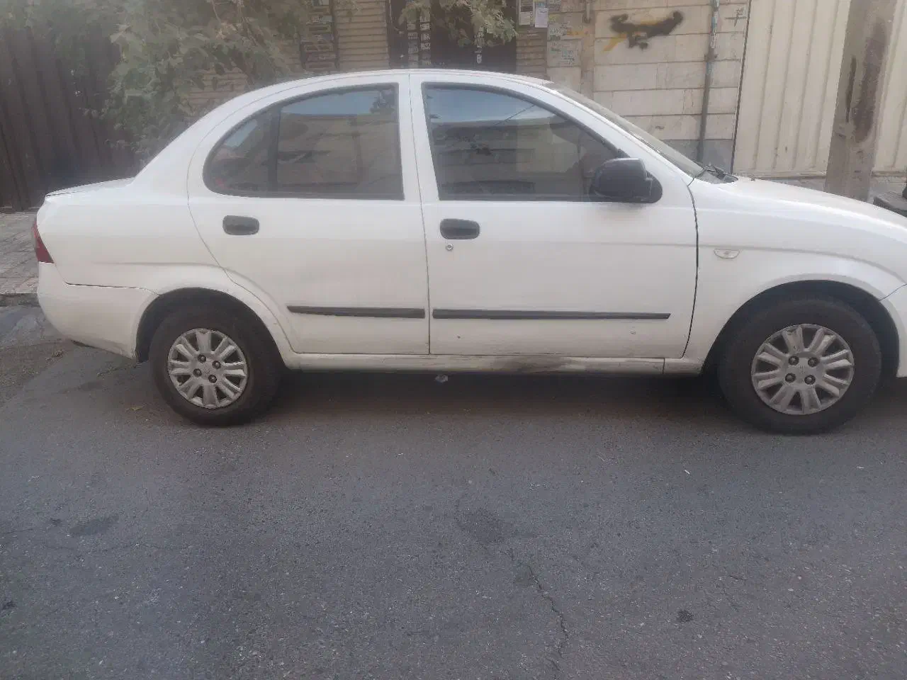 تیبا مدل ۹۷ تمیز و کم کارکرد|خودرو سواری و وانت|تهران, مشیریه|دیوار