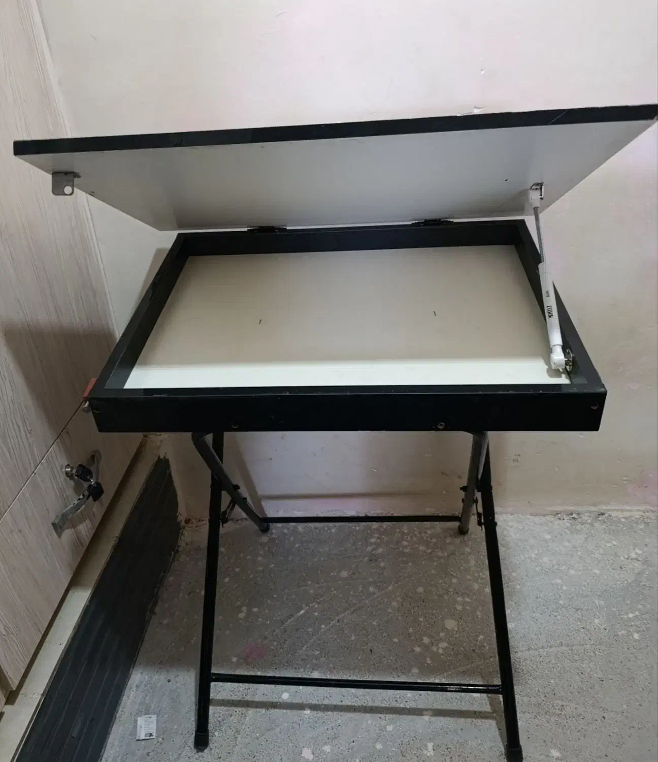 میز تحریر|میز تحریر و کامپیوتر|امیدیه, |دیوار