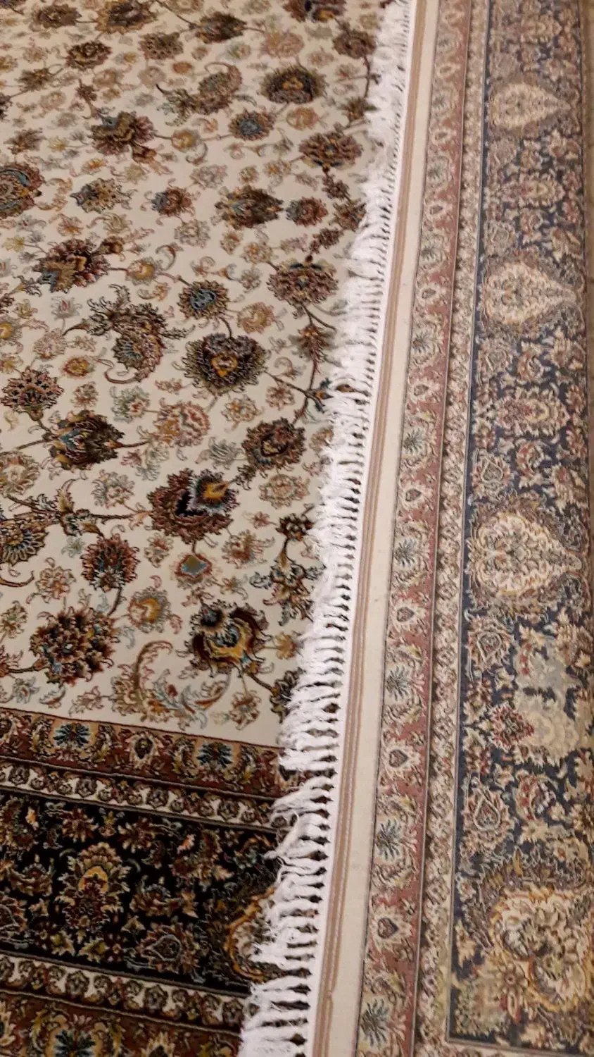 دوتخته فرش۹متری ۲۵۵۰تراکم طرح افشان|فرش|کرج, جهان‌شهر|دیوار
