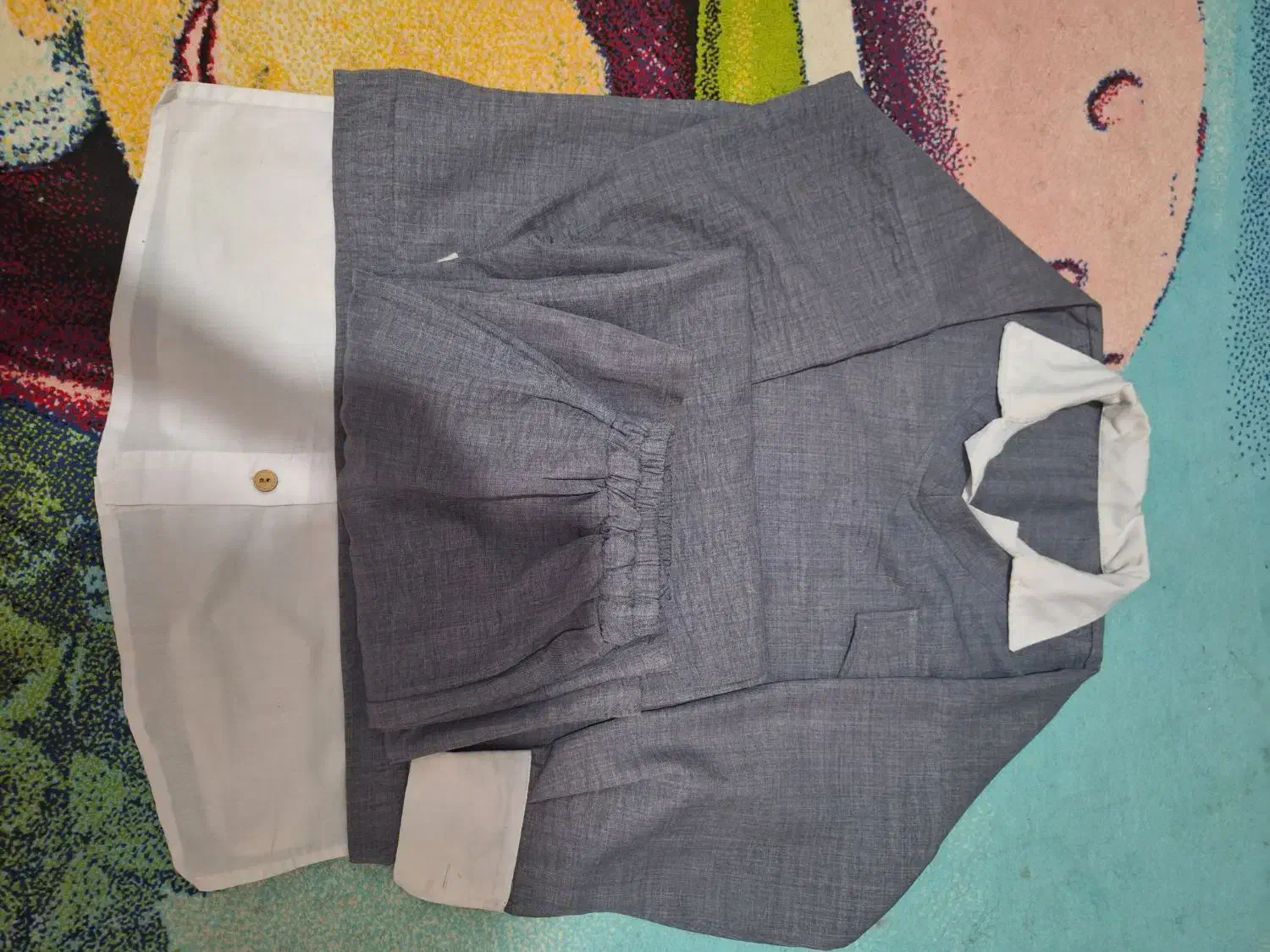 مانتو شلوار طوسی رنگ|لباس|قم, تولید دارو و یخچال|دیوار