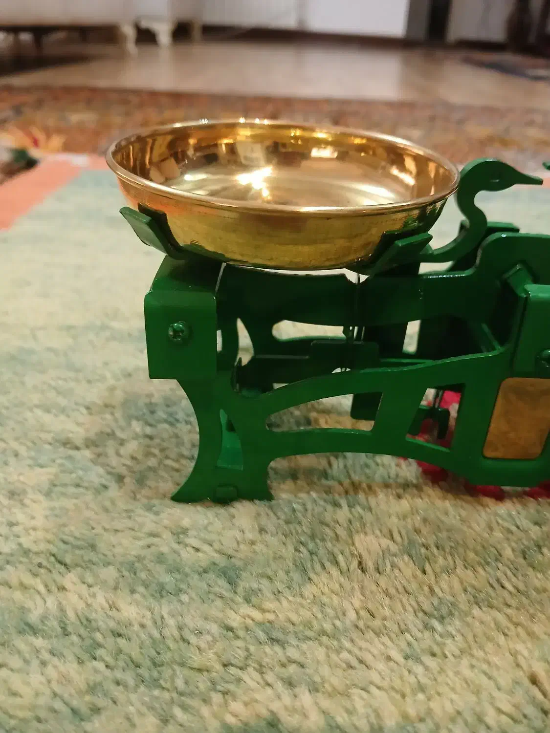 ترازوی  کلکسیونی  دکوری و قابل استفاده  مینیاتوری|کلکسیون اشیاء عتیقه|تهران, آرژانتین|دیوار