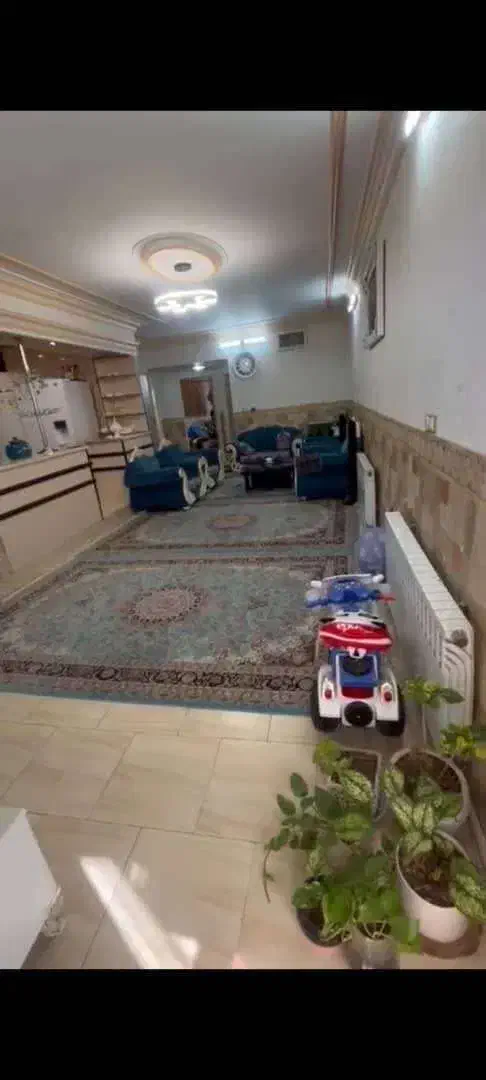 آپارتمان فروشی طبقه اول یا تهاتر با واحد سه خوابه|فروش آپارتمان|کاشان, قطب راوندی|دیوار