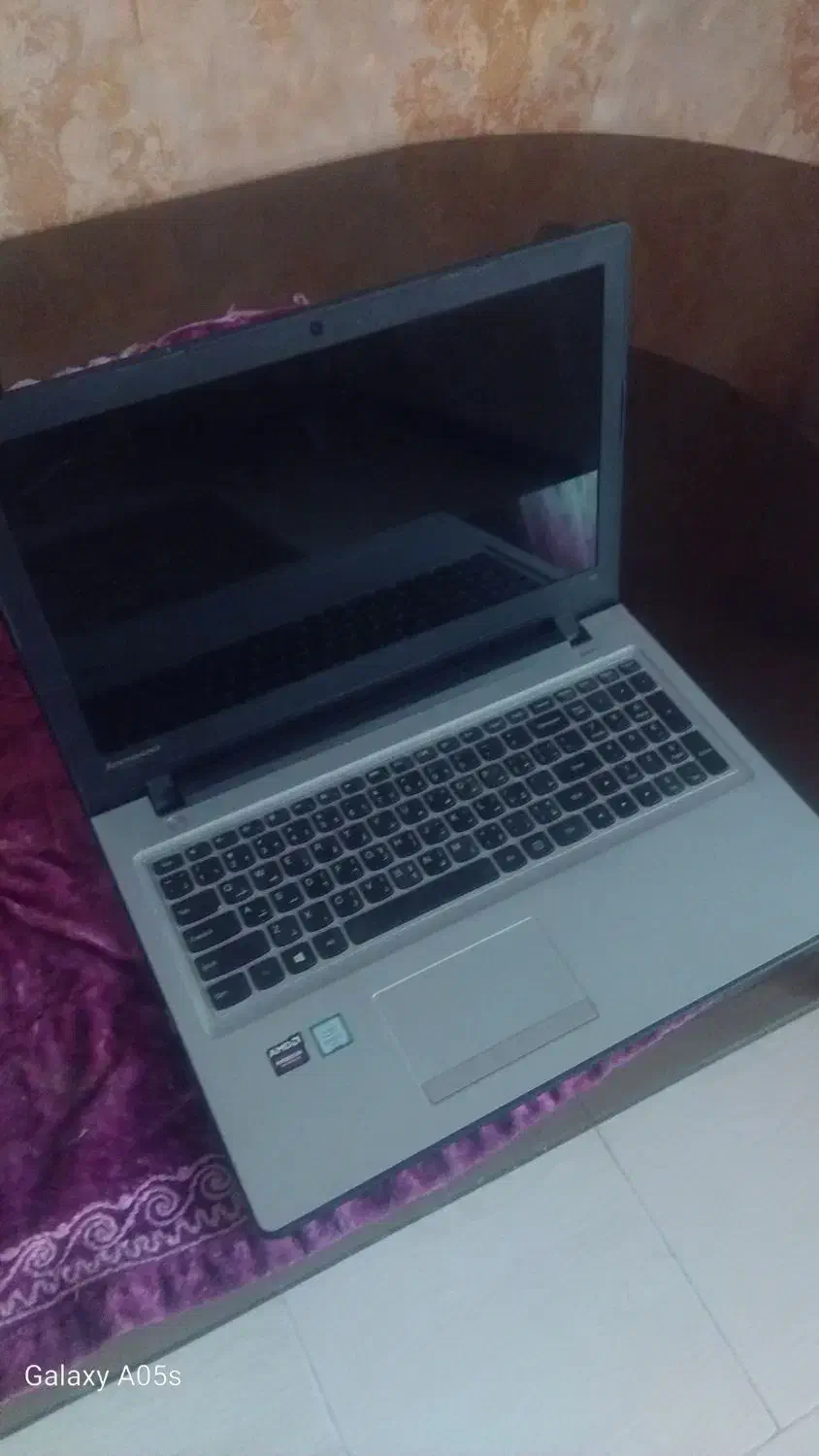 لپ تاپ لنوو ایدیا پد|رایانه همراه|اندیشه, اندیشه فاز ۱|دیوار