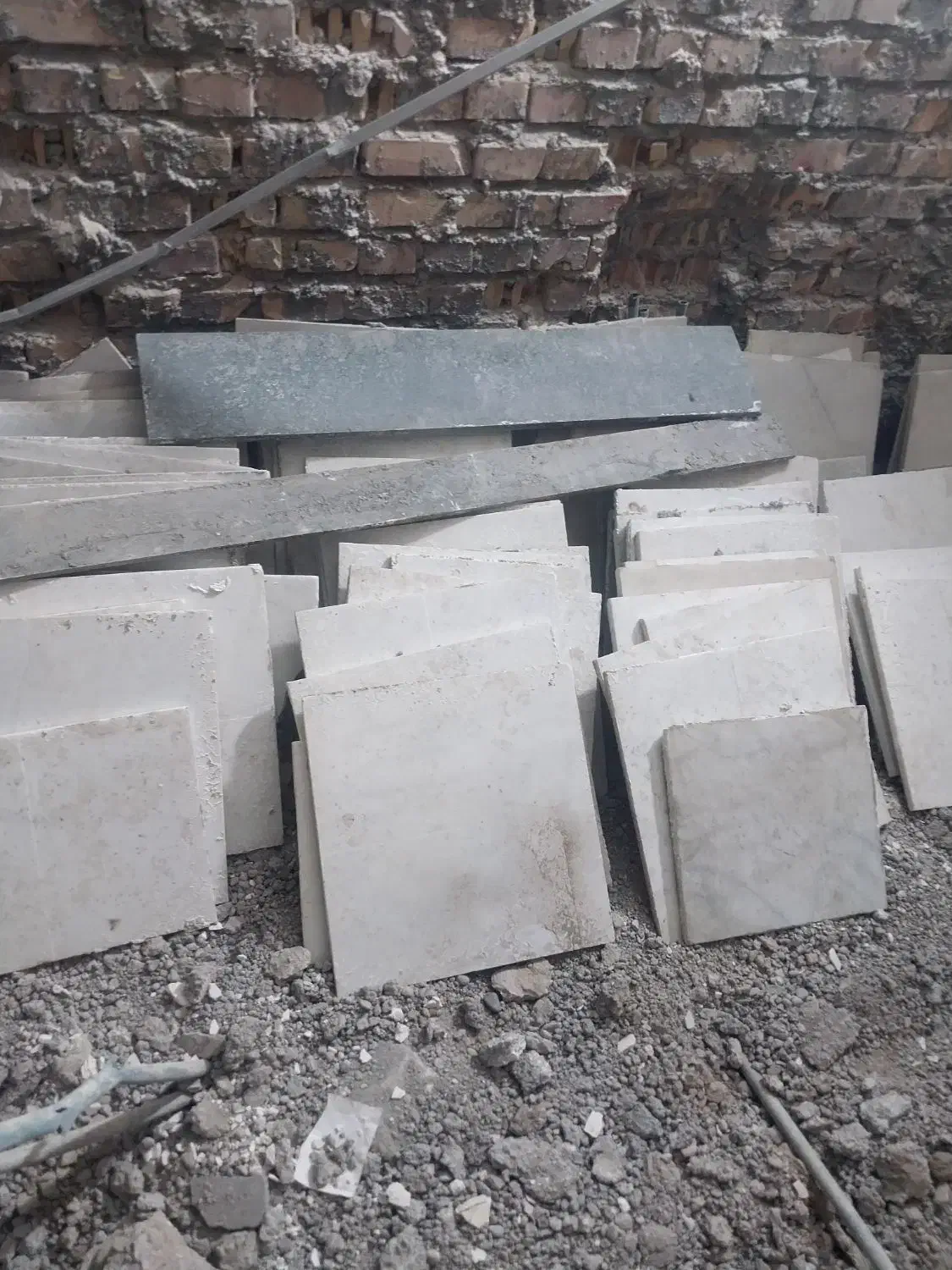 سنگ گرانیت و کف و موزاییک و پنجره آلومینیوم|مصالح و تجهیزات ساختمان|مینودشت, |دیوار