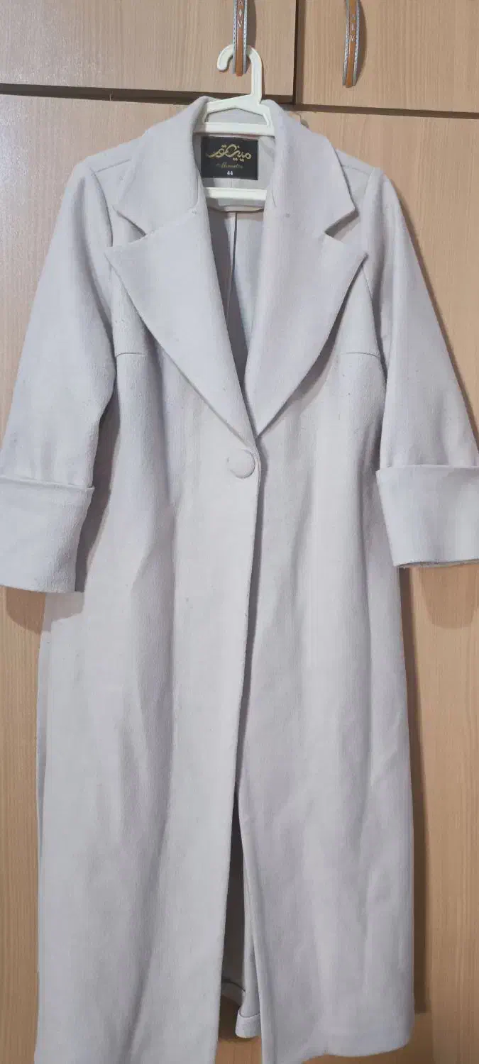 پالتو زنانه|لباس|نیشابور, خیام|دیوار