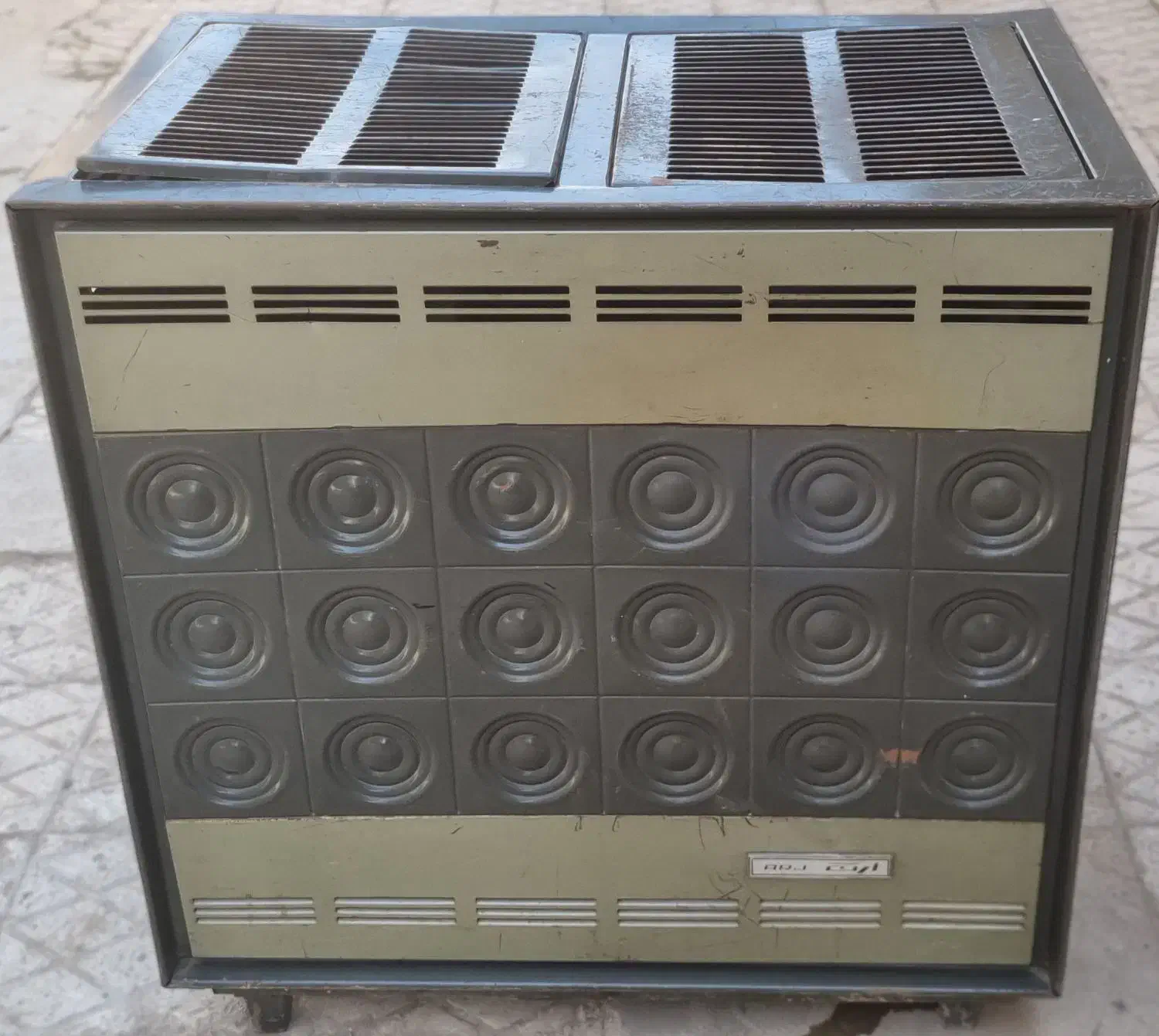 بخاری نفتی باکیفیت قدیمی|بخاری، هیتر، شومینه|پاکدشت, خاتون آباد|دیوار