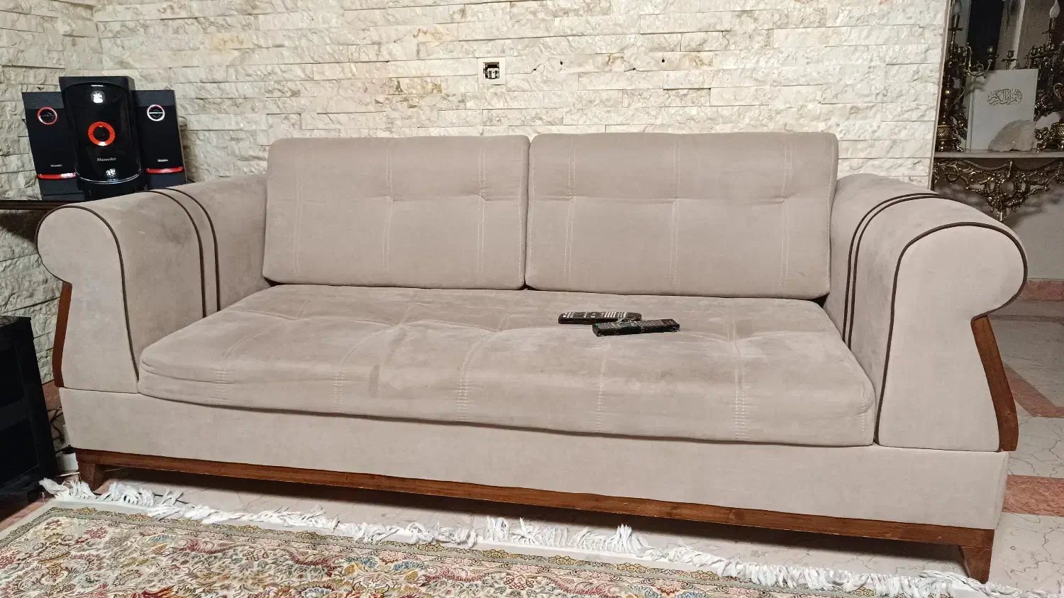 مبل راحتی ۷ نفره|مبلمان خانگی و میز عسلی|تهران, قنات‌کوثر|دیوار