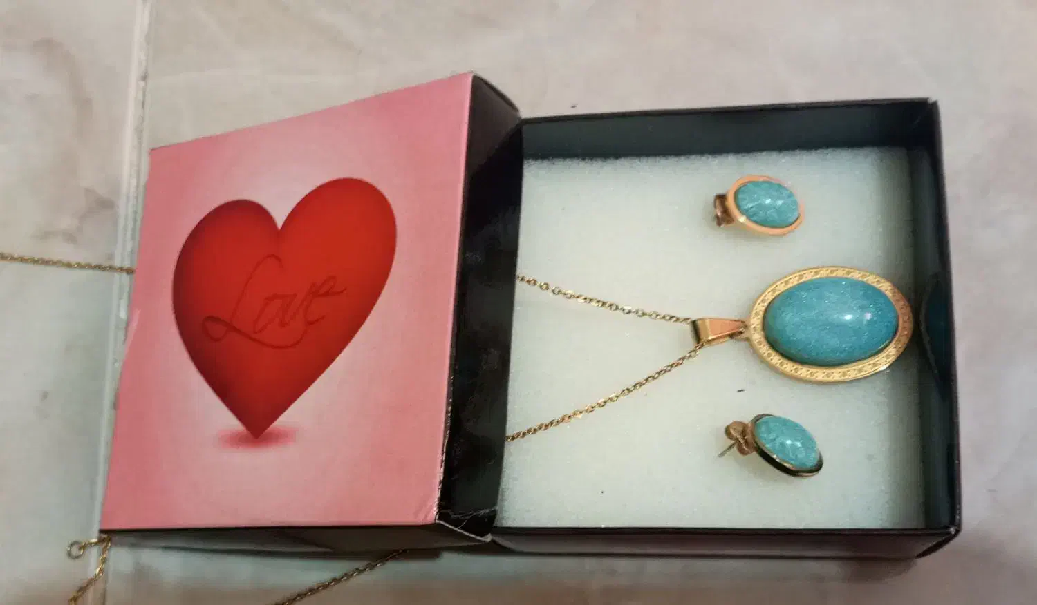 ست و نیم ست های نو و رنگ ثابت|بدلیجات|سمنان, |دیوار