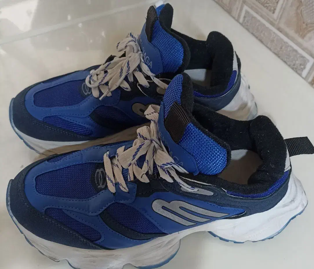 کتونی بالنسیگا سایز 41|کیف، کفش، کمربند|تهران, افسریه جنوبی|دیوار