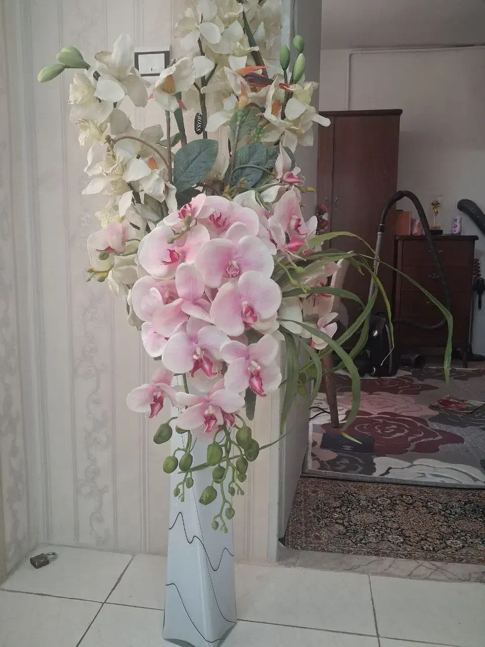 گل با گلدان|گل مصنوعی|مشهد, کارمندان دوم|دیوار