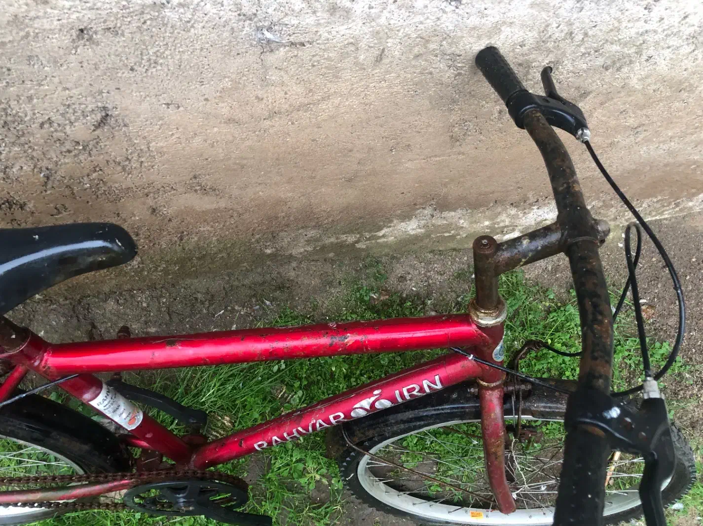 دوچرخه۲۴|دوچرخه، اسکیت، اسکوتر|سنگر, |دیوار