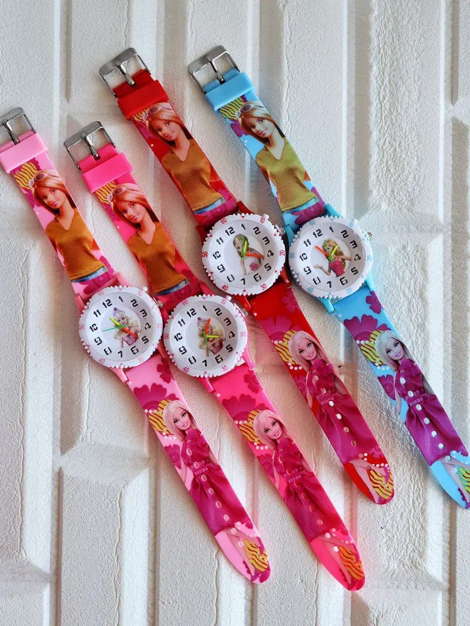 ساعت بچه گانه خط کشی باربی چراغ دار|ساعت|اصفهان, قلعه طبره|دیوار