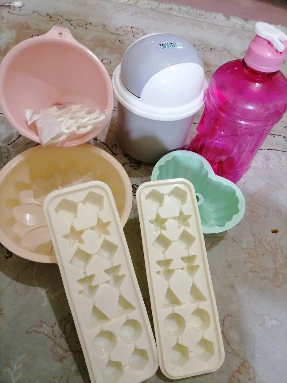 سفره ۸ نفره|سفره، حوله، دستمال آشپزخانه|اهواز, کوی باهنر|دیوار